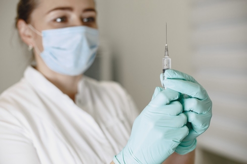 에 대한 최신 회사 뉴스 WHO는 HPV 예방 접종 스케줄 권고를 업데이트합니다