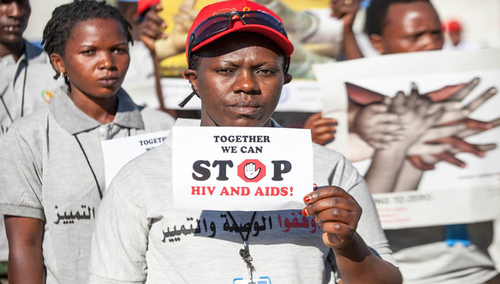 에 대한 최신 회사 뉴스 왜 여자아이들 사이 에 HIV 감염 사례 가 증가 합니까?
