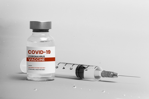 에 대한 최신 회사 뉴스 중국이 또 다른 1 십억 COVID 백신을 아프리카에게 보냅니다